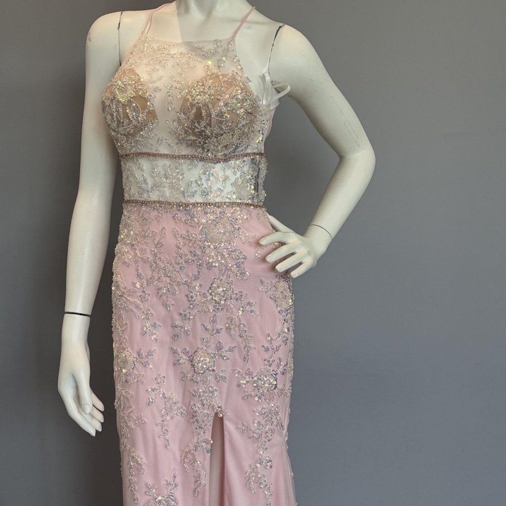 Light pink unlined bodice high neck formal/prom gown